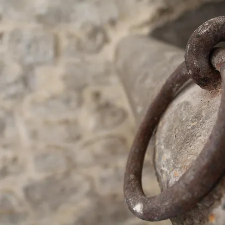 Le Mangiatoie Del Cavaliere Couette-café 3*