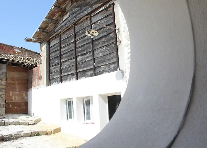 Le Mangiatoie Del Cavaliere 3* Montallegro